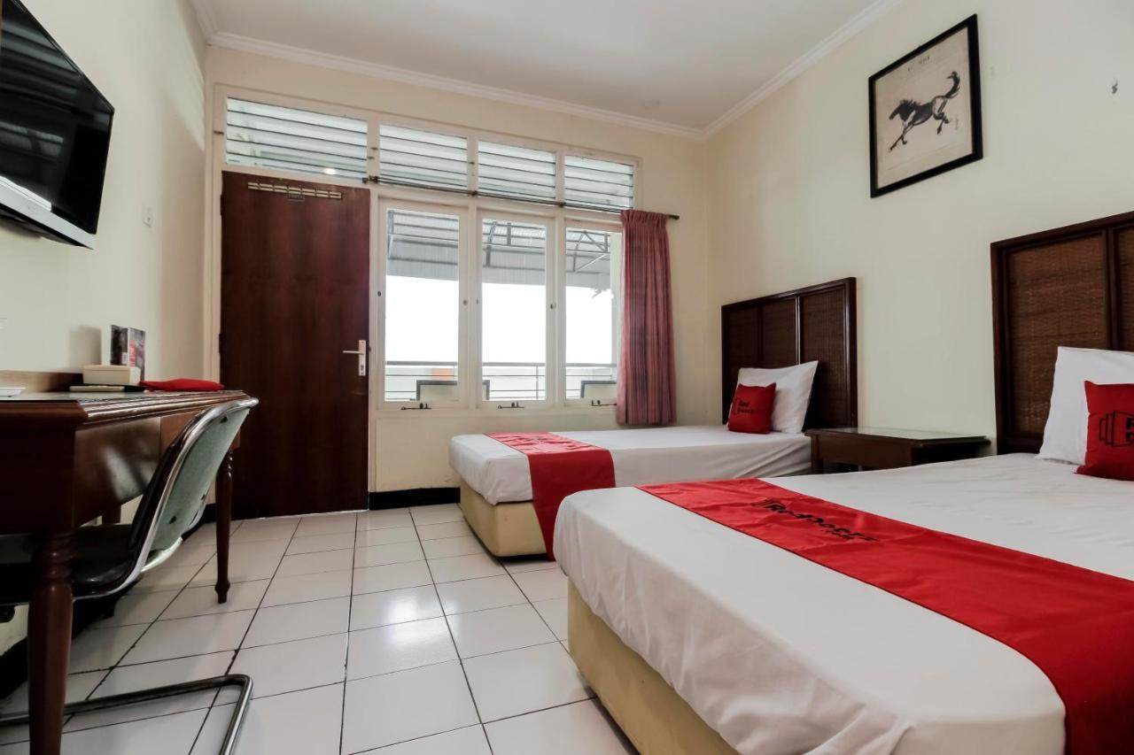 Reddoorz Plus Near Grage City Mall Сиребон Екстериор снимка