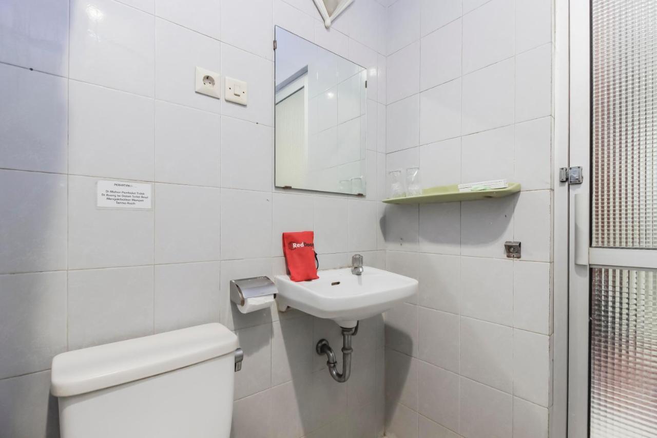 Reddoorz Plus Near Grage City Mall Сиребон Екстериор снимка