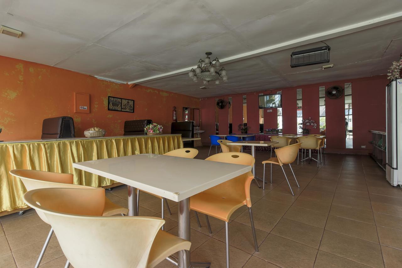 Reddoorz Plus Near Grage City Mall Сиребон Екстериор снимка